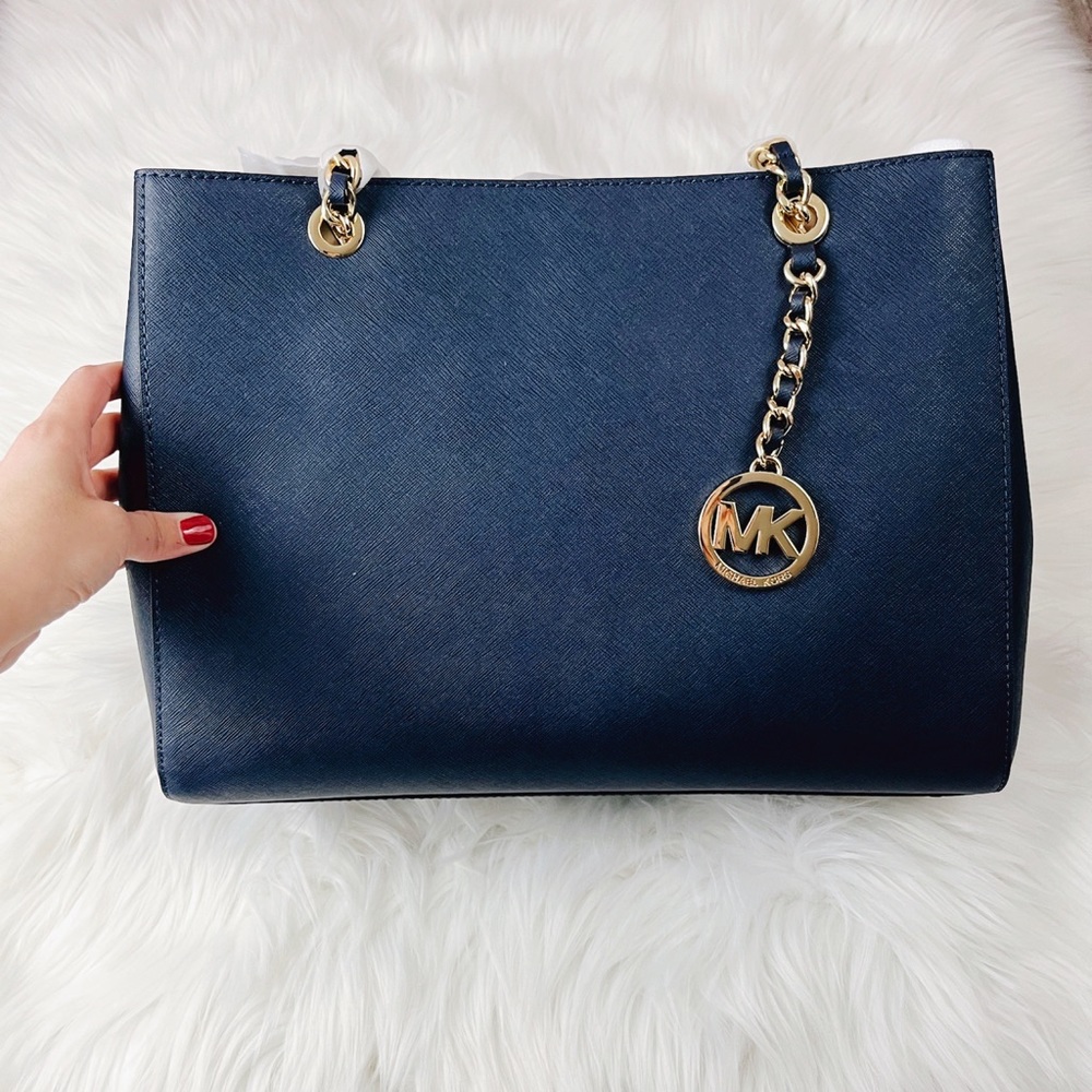 Michael Kors Navy Blue Shoulder Bag ✨Brand New